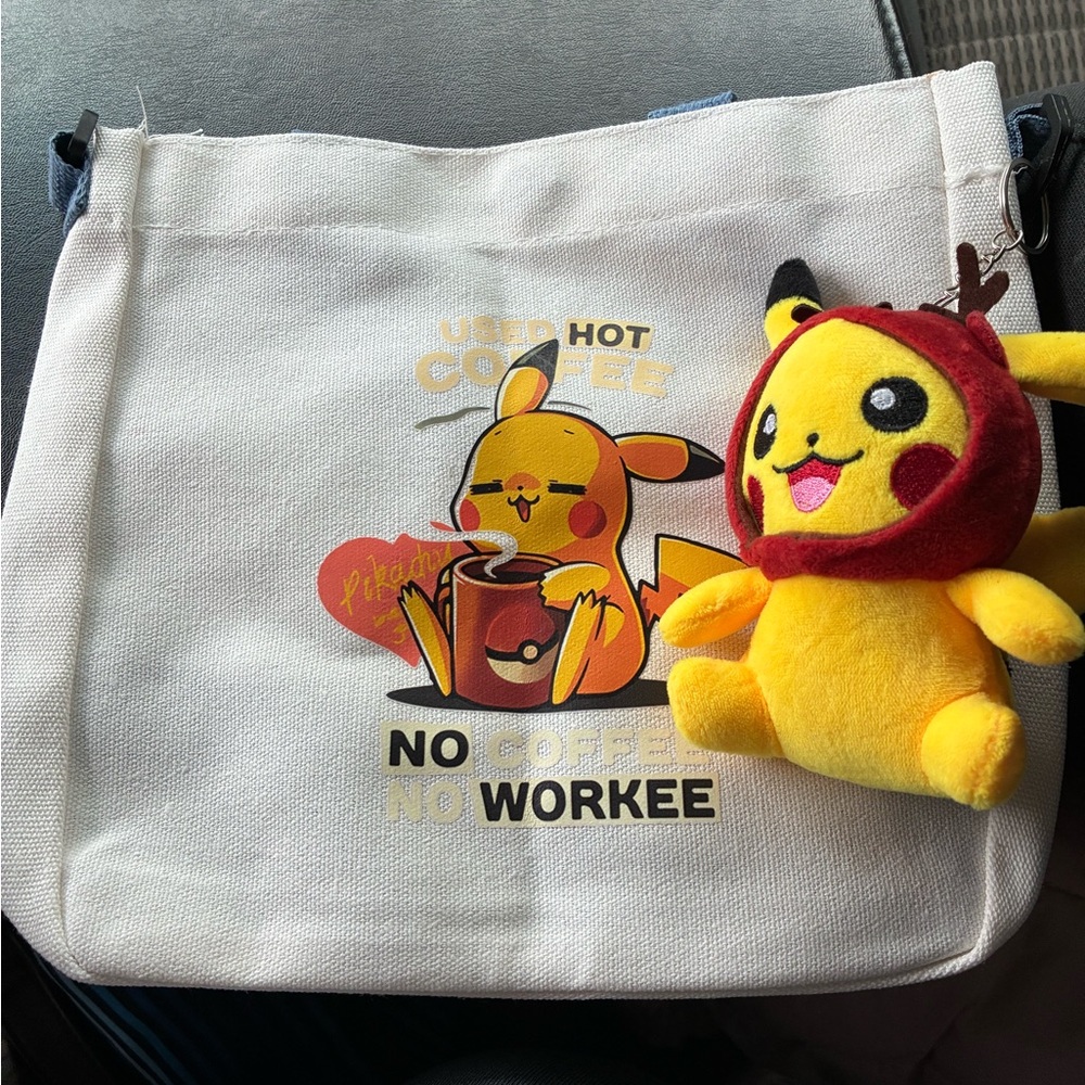 Pokemon Pikachu Tote Bag with Plush - Yellow and Red